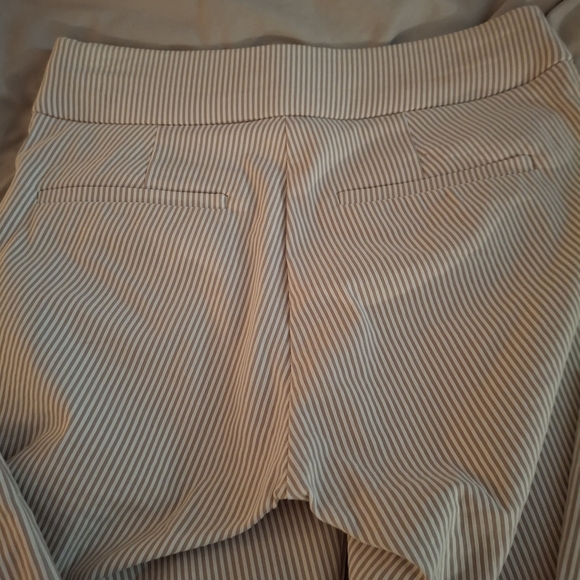 Elle Cream Pinstripe Cropped Women's Pants - Picture 10 of 10